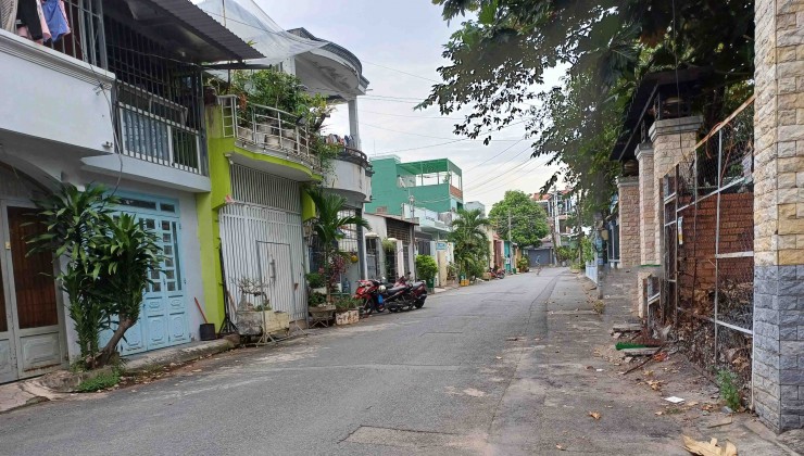 Bán nhà chính chủ xe hơi ngủ trong nhà Đường 182 Tăng Nhơn Phú A_48m2_4x12m_Giá chỉ 5 tỷ